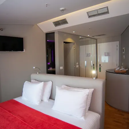 Bougainville Bay Hotel Sarande