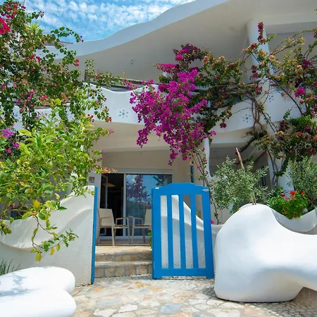 Bougainville Bay ホテル 5*