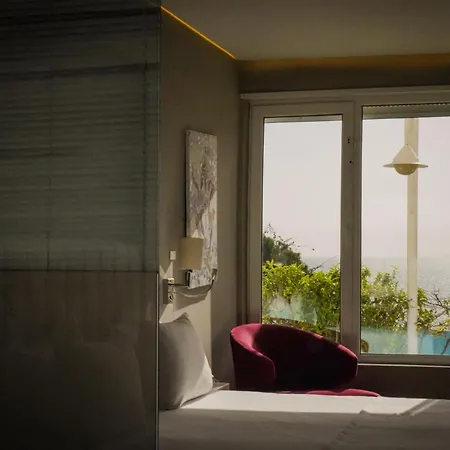Bougainville Bay Hotel 5*