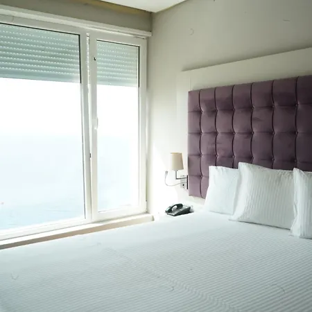 Hotel Bougainville Bay