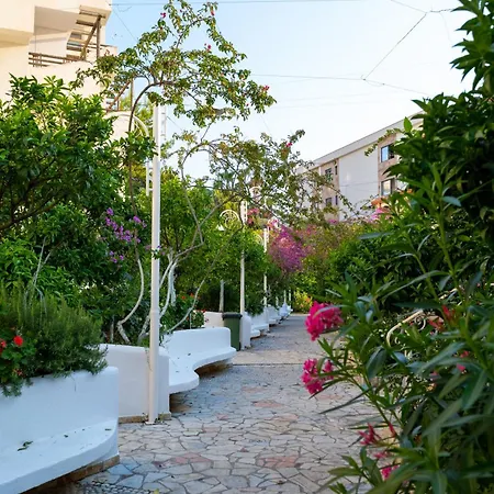 Bougainville Bay 5* Saranda