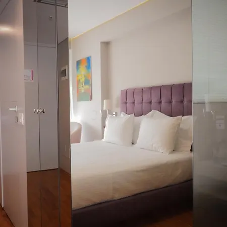 Bougainville Bay Hotel Saranda